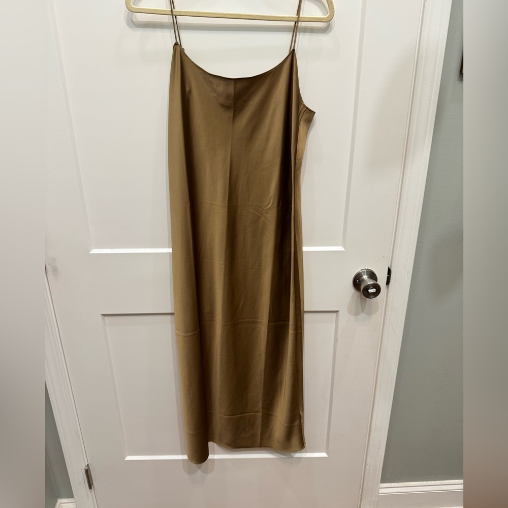 J Crew Gwyneth Slip Dress Size 8 Gold
NWOT